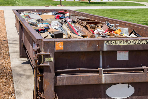 Best Furniture Removal  in St Louis, MI